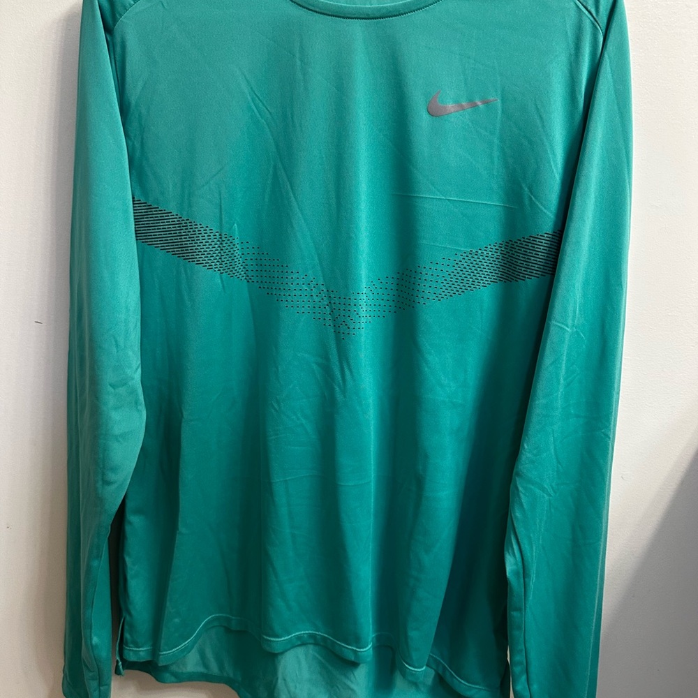 Nike Men's Long Sleeve Tee